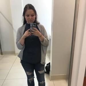 Meet your Posher, Brandi